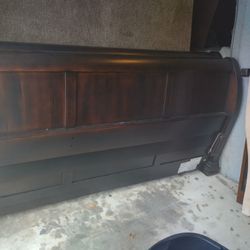 Wooded King Size Sleigh Bed Frame