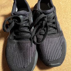 Women’s Adidas Size 5.5 No Box 