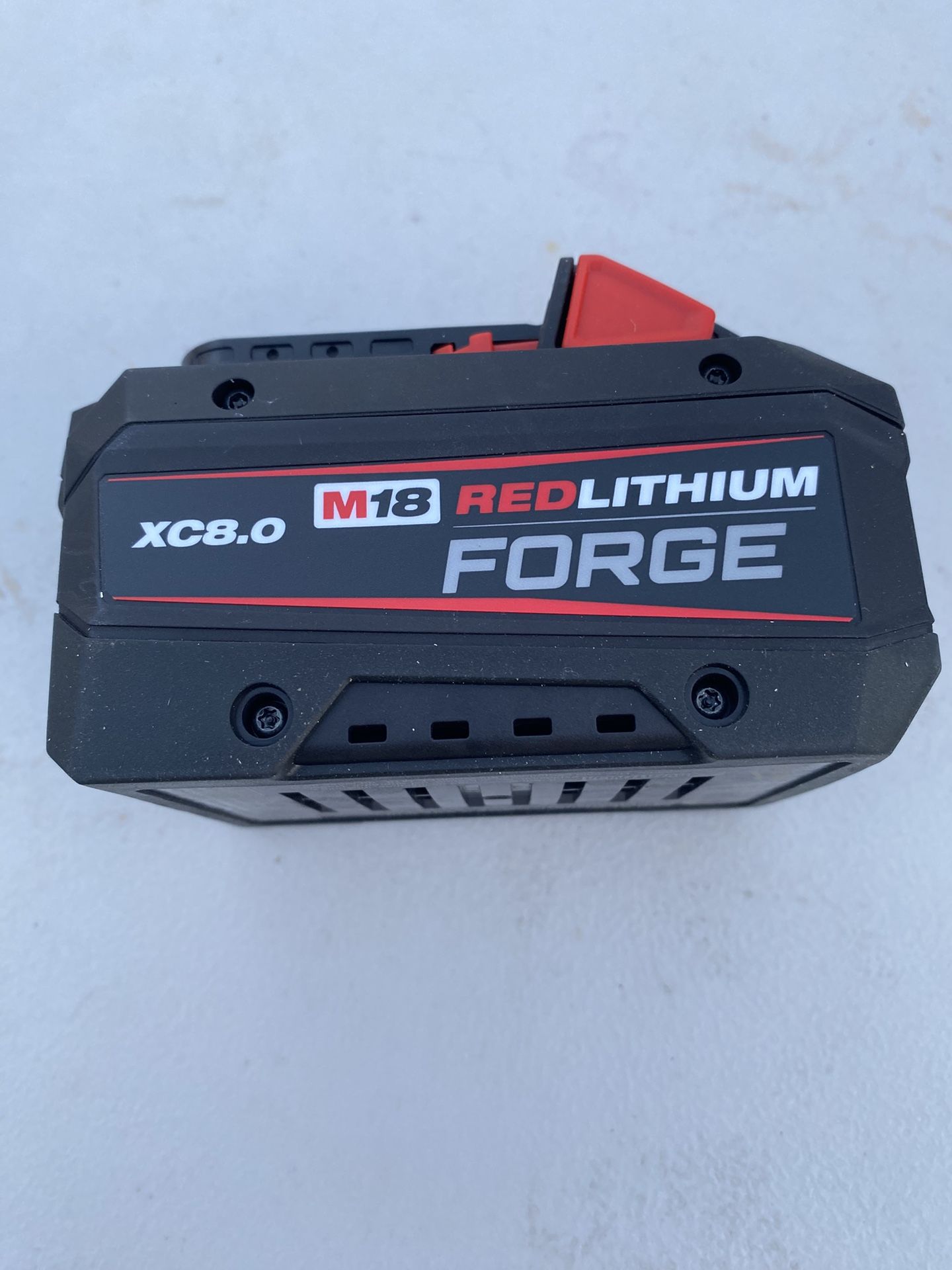 Milwaukee M18 XC8.0