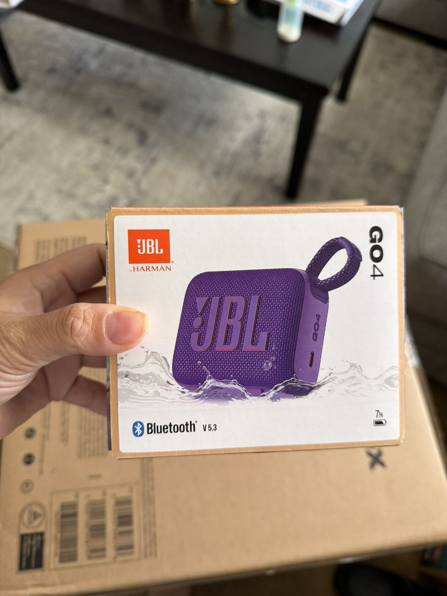 New JBL Go4