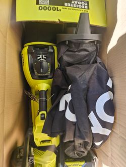 Ryobi vaccum and blower with kit new