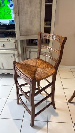 Wood bar stools