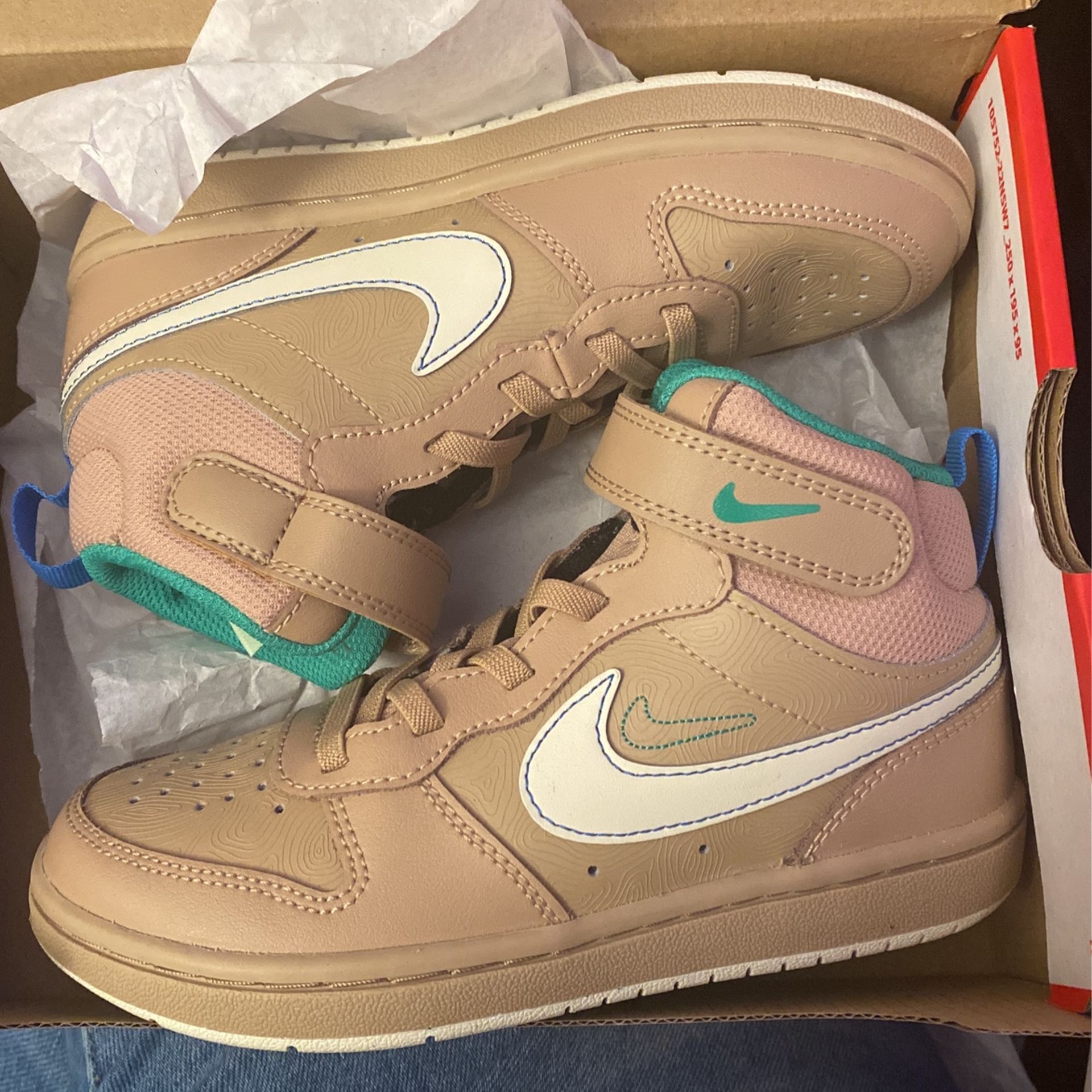 NIKE SHOES SIZE 13c In Kids