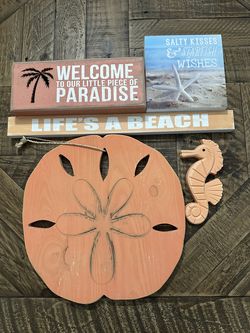 Wooden beach decor