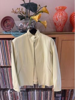 PRICE DROP: WORTH, 6,pale lemon/cream,lined LAMBSKIN LEATHER JKT