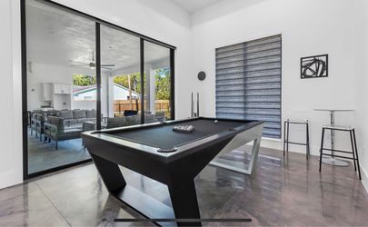 Pool table
