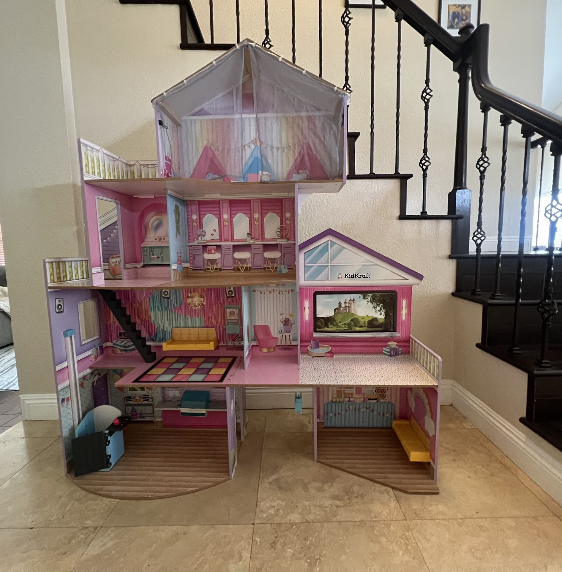 Kids Doll House