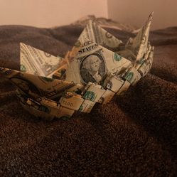money crown 