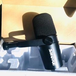 Like New Shure Podcast Microphone