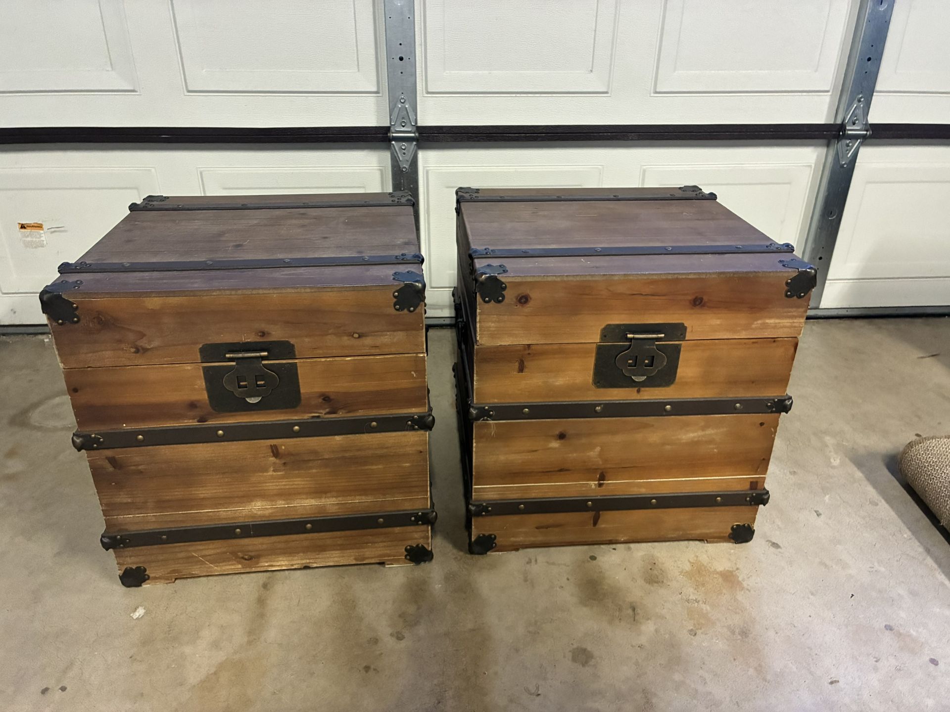 End Table Storage Trunks