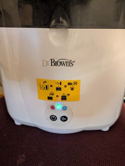 Dr. Brown's Deluxe Baby Bottles Sterilizer