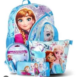 NEW !! BACKPACK 🎒 W/ 6 Item's Total. Lunch Bag, 🎧 Head Phone, Pencil Case, Water Bottle Etc. 👀 At Photos. Cash , Pickup Only