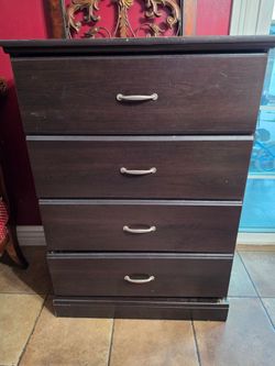 4 Drawer Dresser