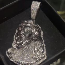 Jesus Piece (Moissanite)