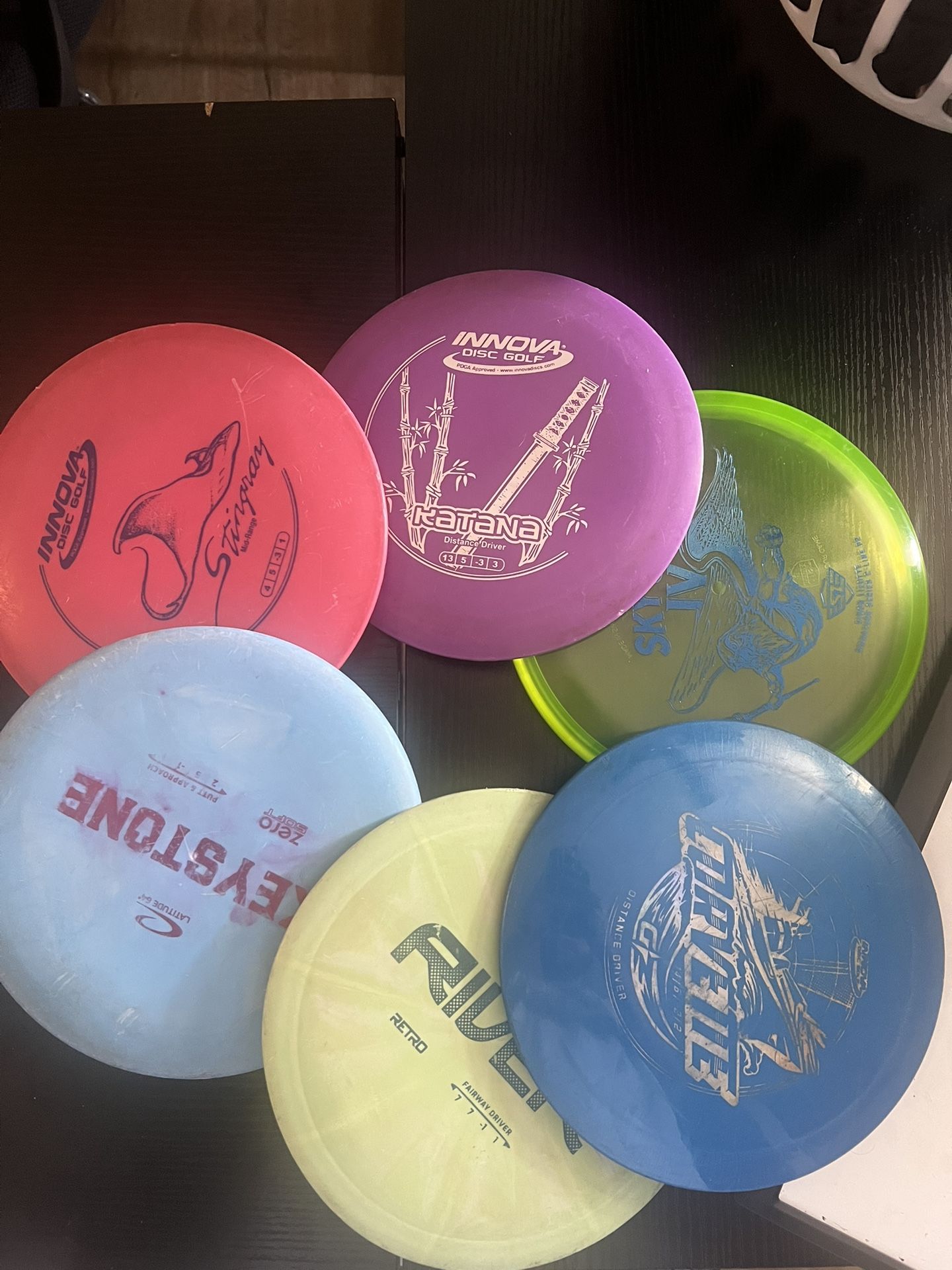 Disc gold frisbees