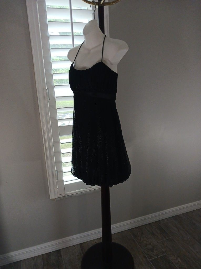 SIZE 5/6 BLACK PARTY DRESS DELARU COLLECTION 80 % NYLON 20 % SPANDEX