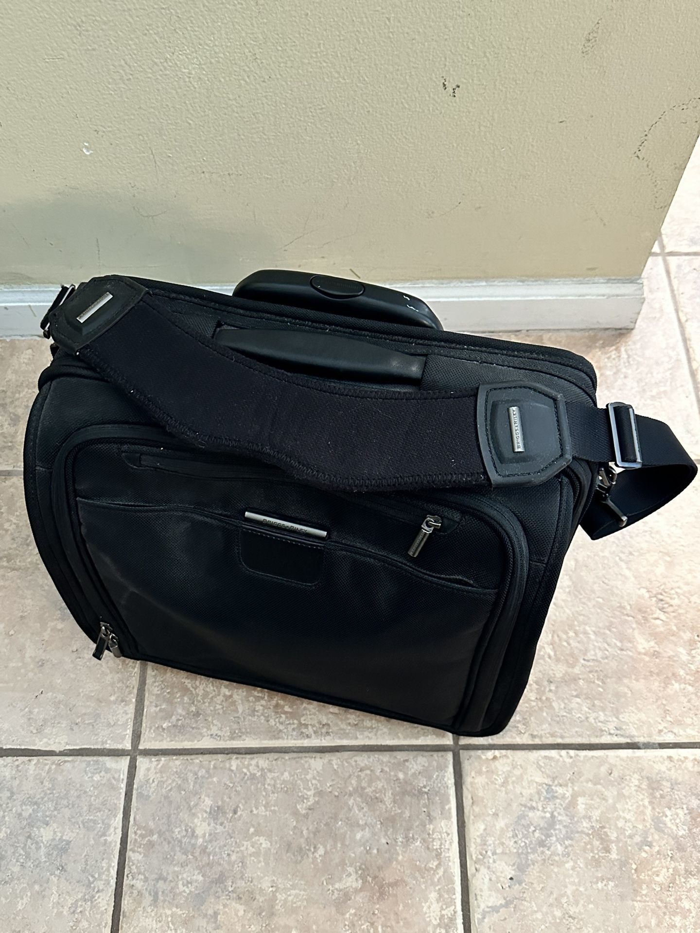 Briggs & Riely Black Breifcase