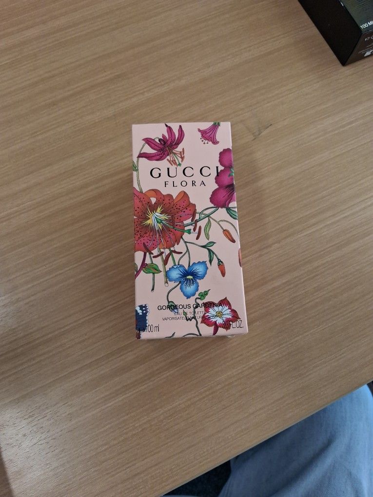 Gucci Flora