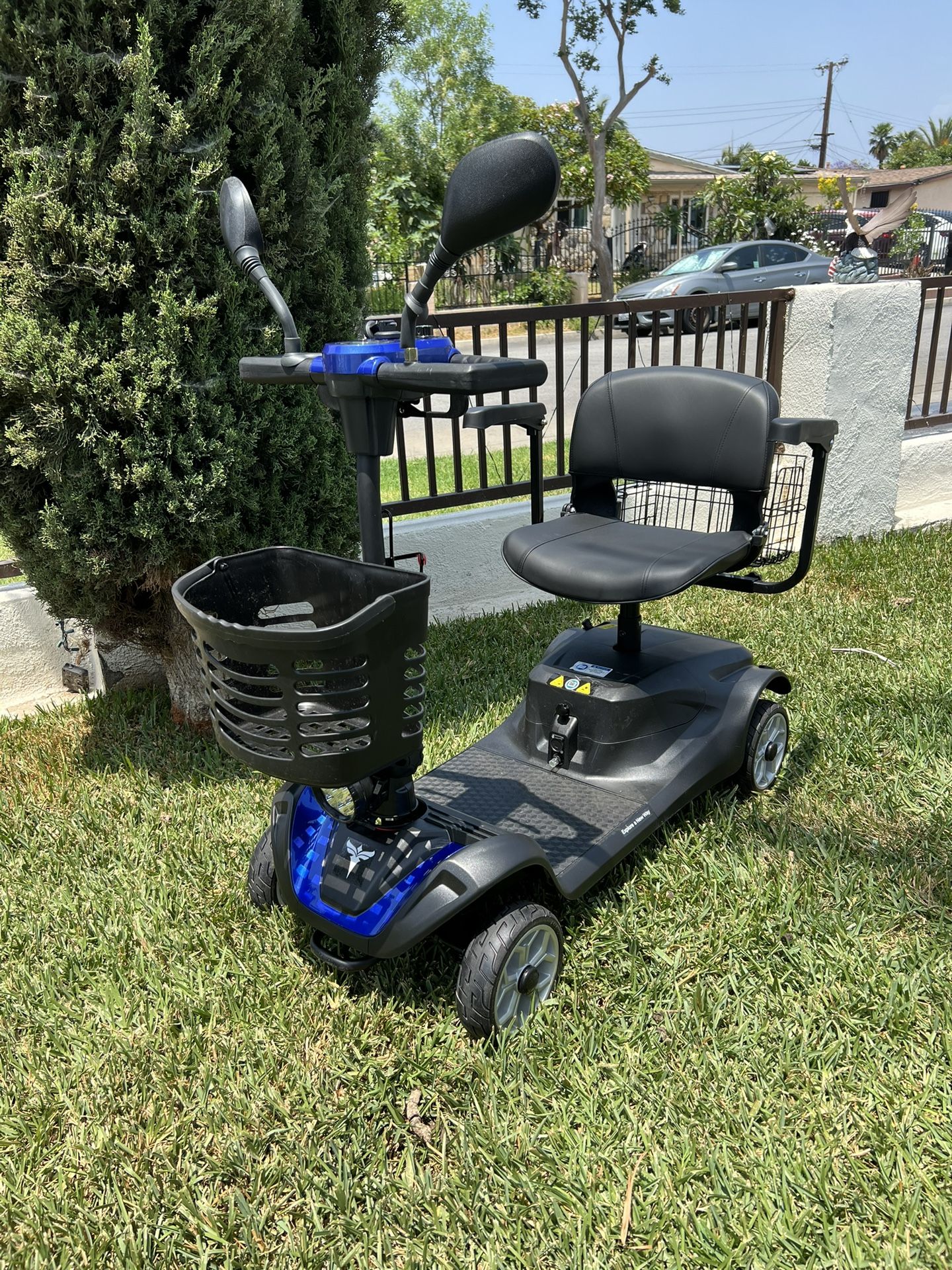 ENGWE 4 Wheel Powered Mobility Scooter 330Lbs Load Elderly Dechtable Wheelchair Device with Max 12.4Miles 0~5.6 MPH Adjustable Speed Heavy Duty All