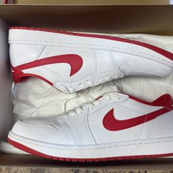 Jordan 1 Lows Size 11 “Gym Red” 