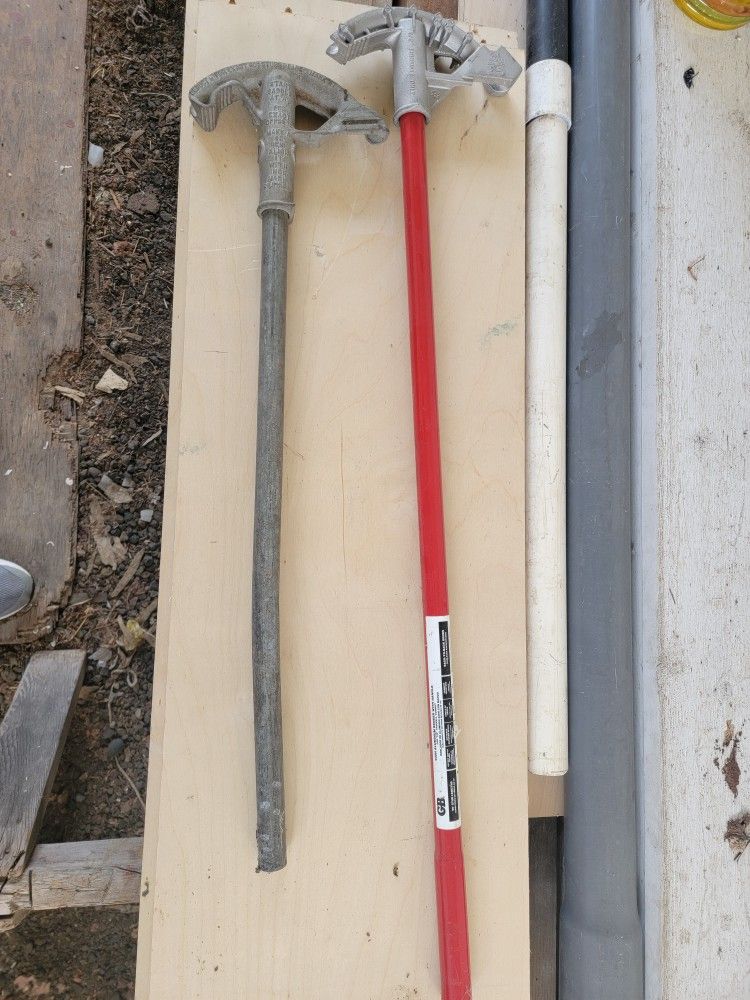 2 EMT Conduit Benders (Make Offer)