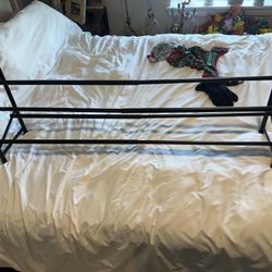 Expendable Shoe Rack