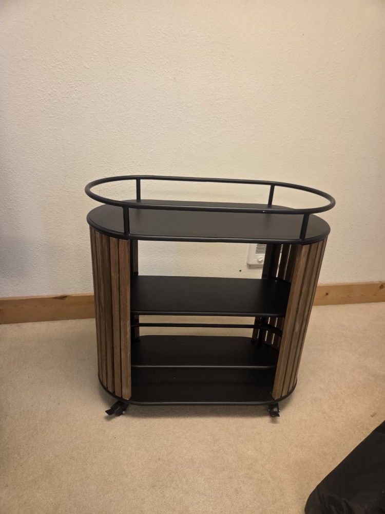 Outdoor/indoor Bar Cart