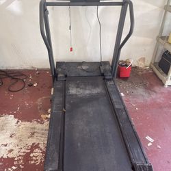 Treadmill 