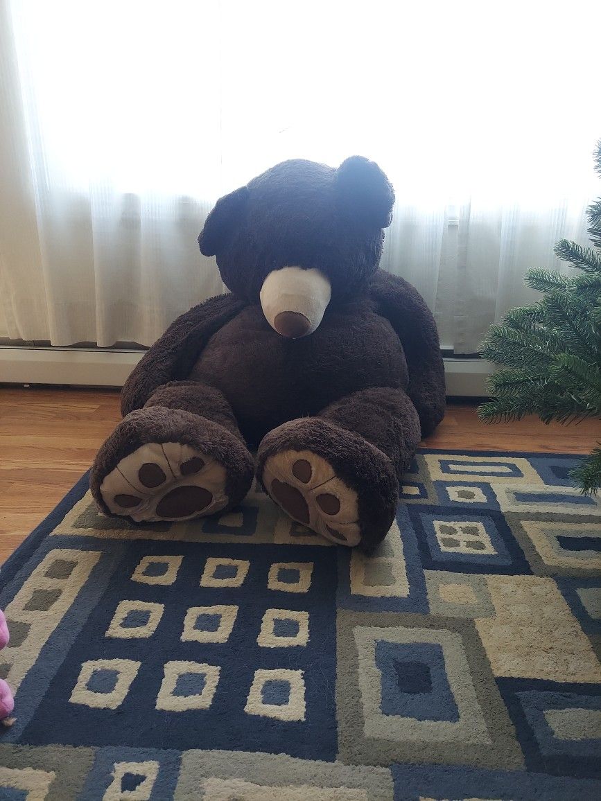Giant Stuffed Animal Bear