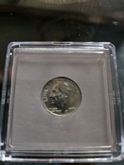 Silver dime 1963 uncirculated.