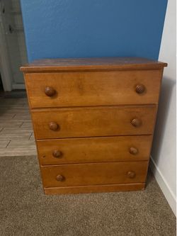 Dresser