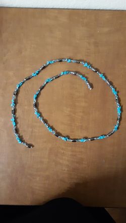 Magnetic beaded necklace