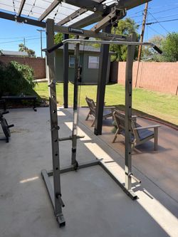 Free Powerhouse bench press rack and pull down