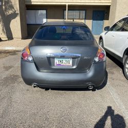 Clean Title. Nissan Altima 