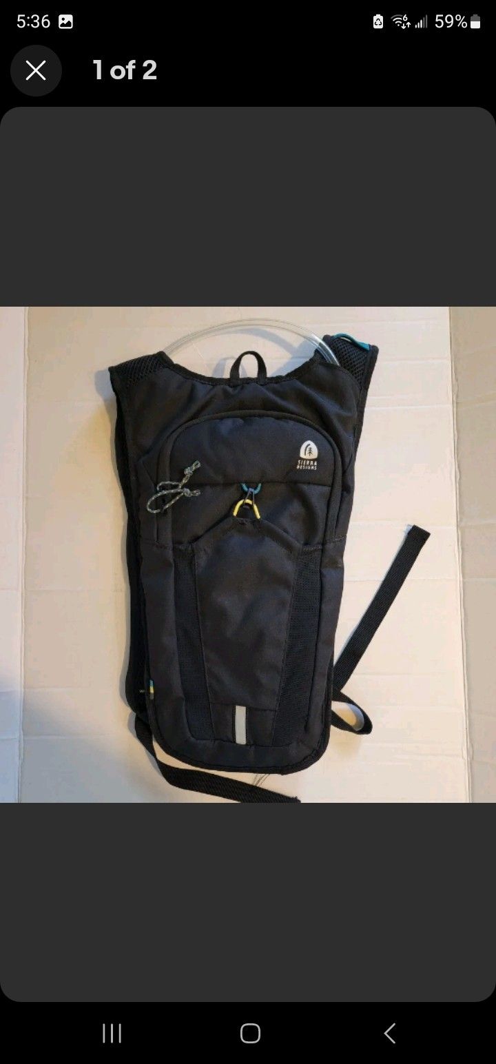 Sierra Designs Flagstaff 4L Hydration Pack Black New Without Tags