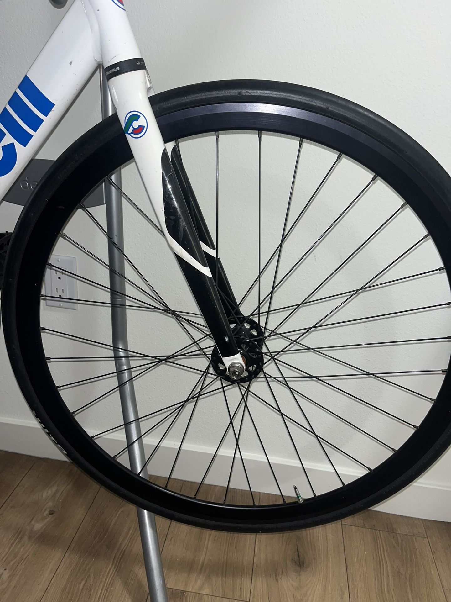 Velocity Deep V Wheel set