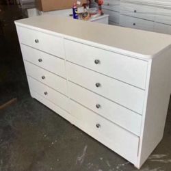 Eight Drawers Dresser 