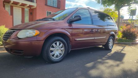 2007 Chrysler Town & Country
