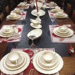 Lenox Dinnerware for 11 $850.00 CASH, TEXT  FOR PRICES.