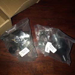 Infiniti/Nissan G35/350Z Front Lower Ball Joints 