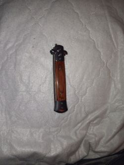 Switchblade Comb