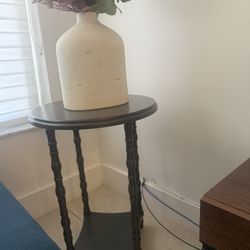 Mesita/ Black Table 