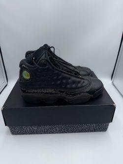Air Jordan 13 Retro “Black Metallic Gold” – Size 6Y / Women’s 7.5