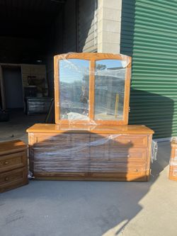 Wooden Dresser Set