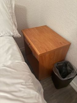 2 nights Stand