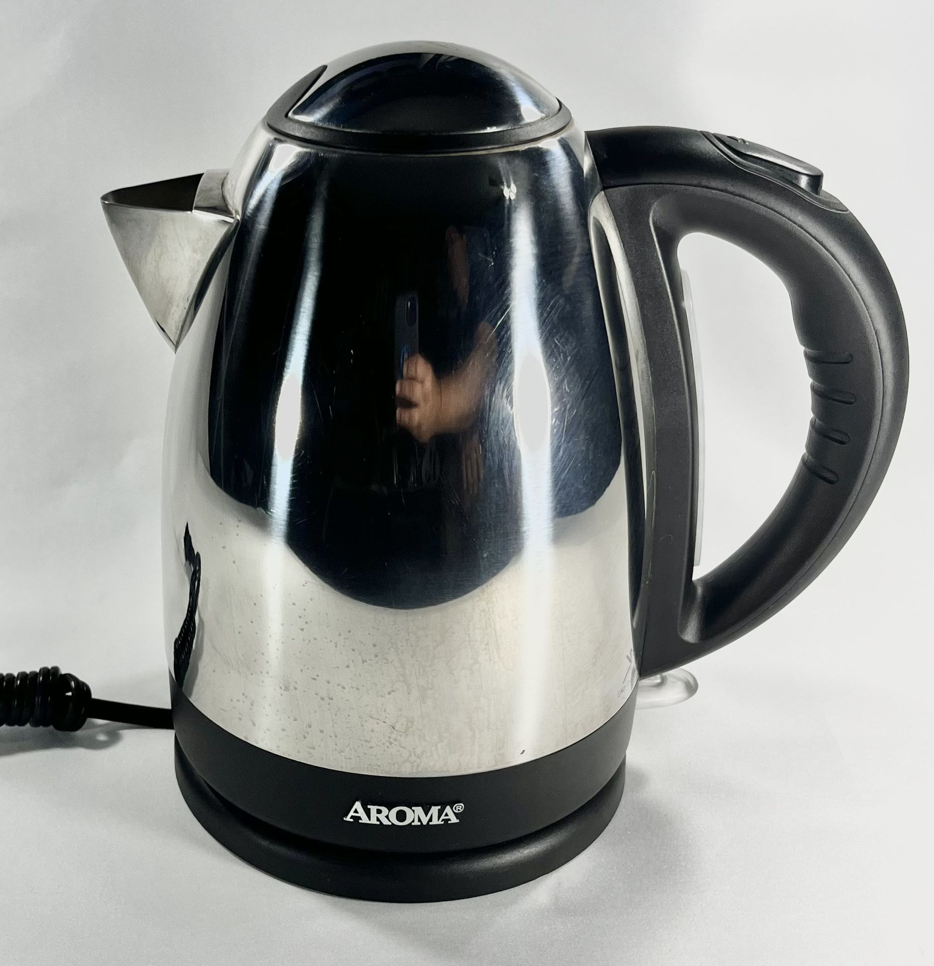 Aroma 1.8L Electric Kettle AWK-1258 With Power Base Tested