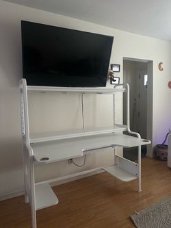 FREDDE IKEA DESK