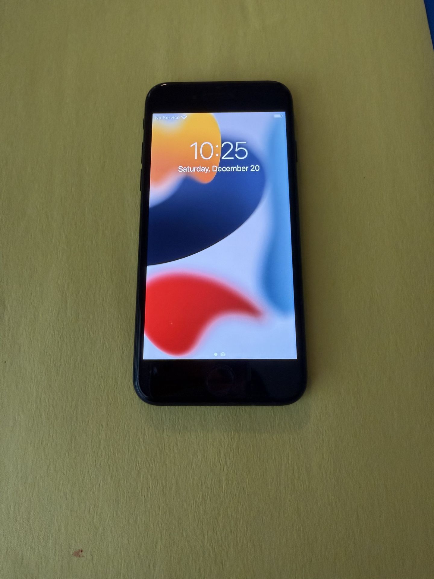 iPhone 7 black 32gb Unlocked Excellent Condition