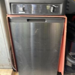 Brand new kitchen trash compactor