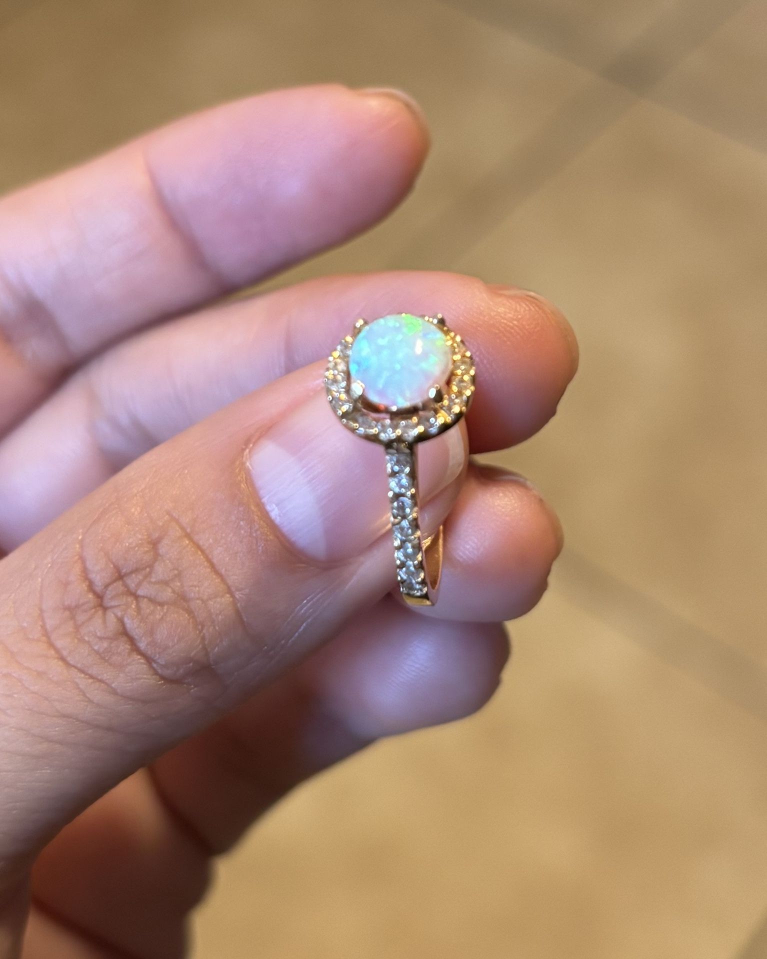 14k Gold Opal Ring